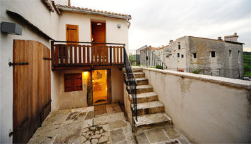 kuca-za-pisce-home